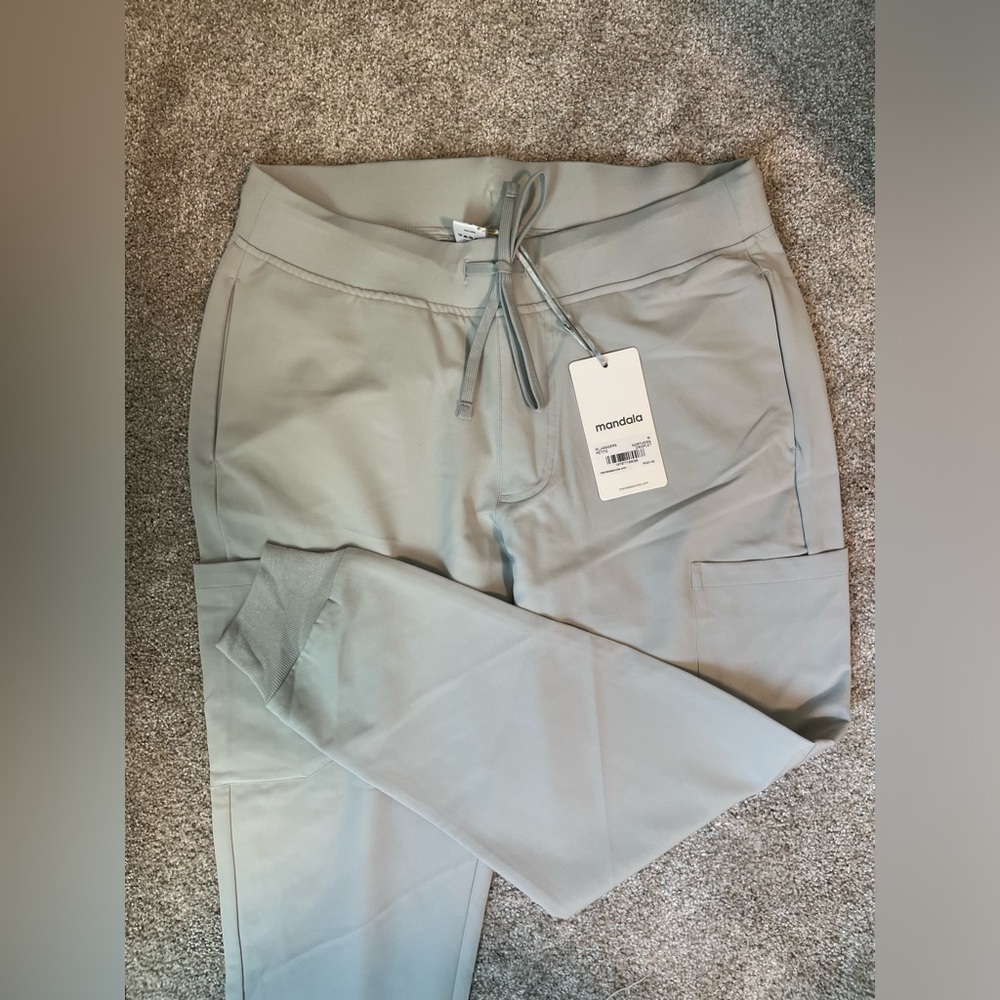 Gray Jogger Scrub Pants by Mandala
